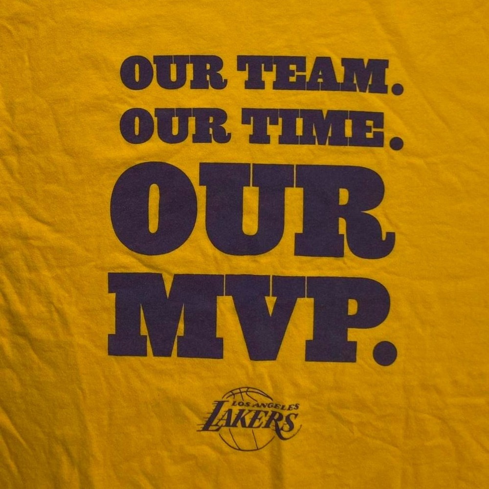 2000s LA Los Angeles Lakers basketball promo shirt - Kobe Bryant‎ MVP
